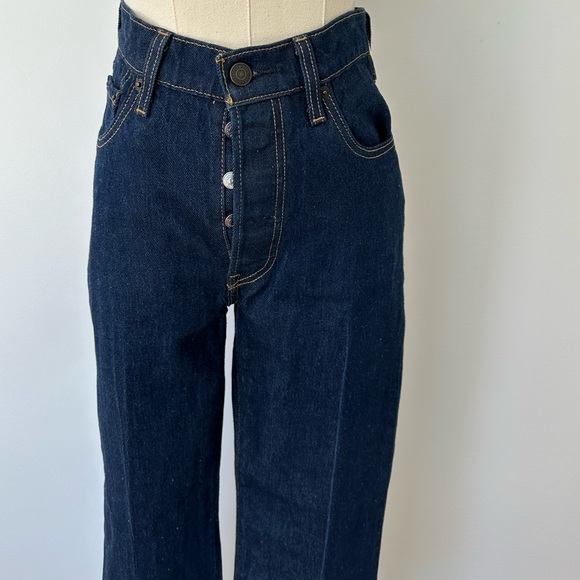 Levi’s Ribcage High Rise Bootcut Jeans - Picture 12 of 16